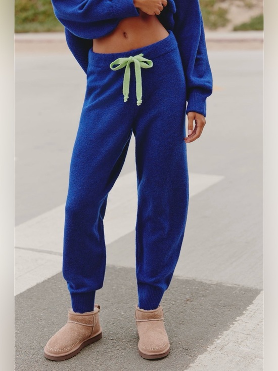 Anthropologie Pants - 💜Firm Price💜Daily Practice huddle up pop cord pants